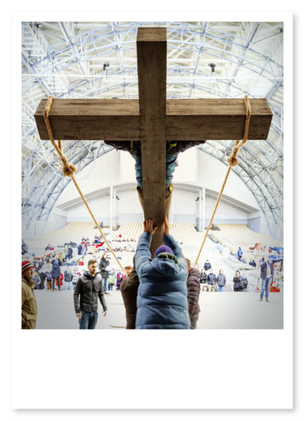 Kreuzweg Station 1 backstage.png